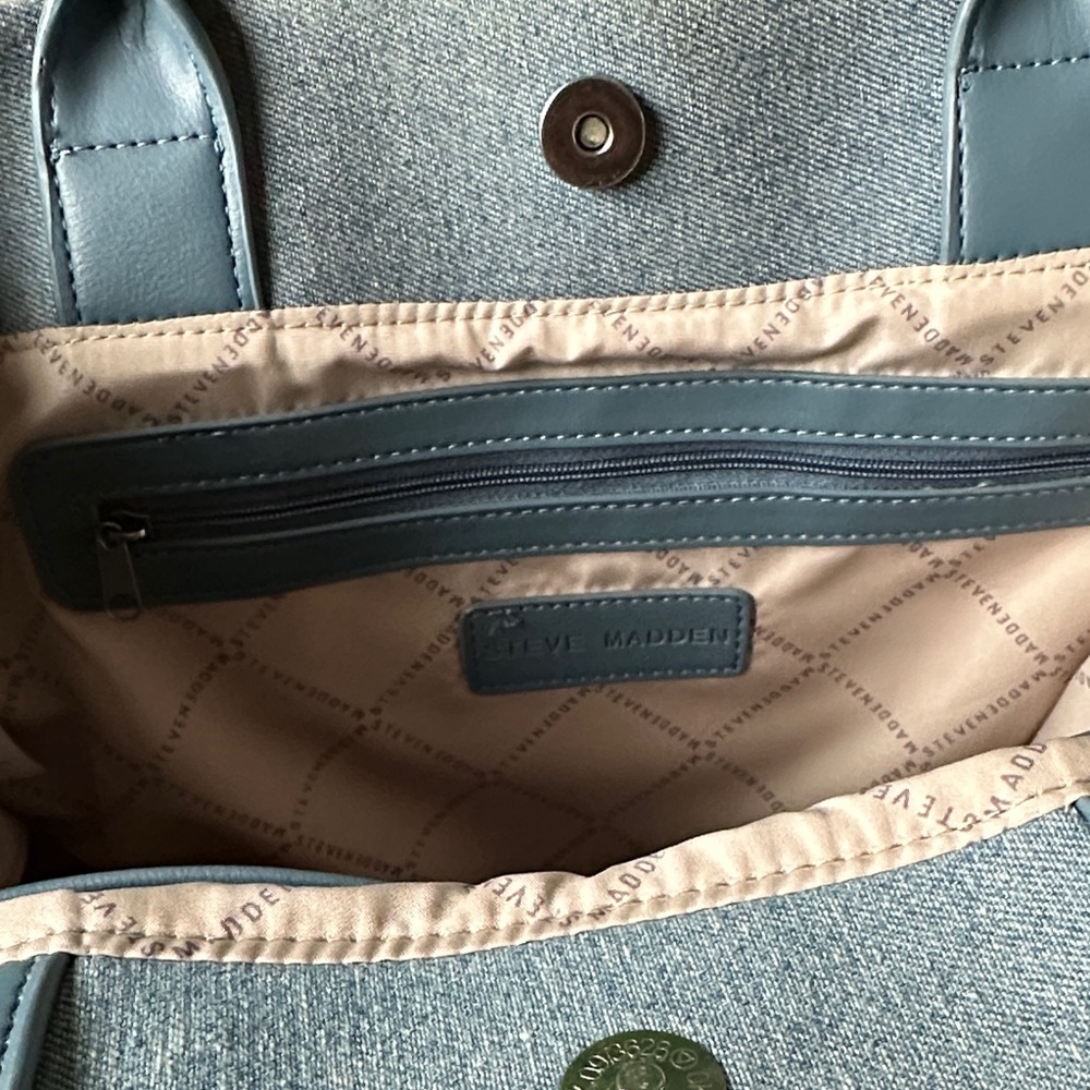 🟣🟣EUC Steve Madden Denim Blue “Mykonos”Tote Handbag🟣🟣 - Picture 9 of 13